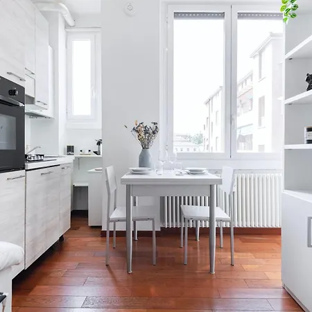 And Cozy In Porta Romana By Easylife Apartment Milan