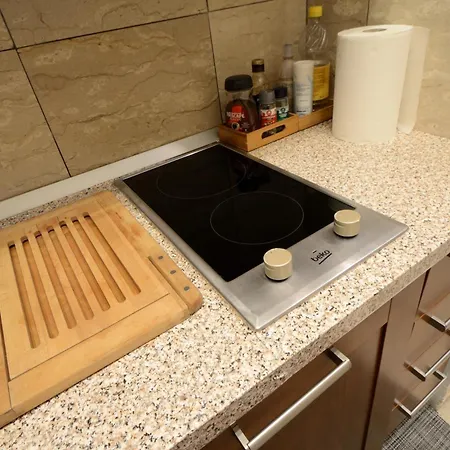 Apartment Meraviglioso Deluxe, Design Zen 2 2 Bagni Privati - Potente Wi-fi Ottimo Il Collegamento Con Aeroporto Di Malpensa E Rho Fiera, Vicino A 3 Linee Metropolitane
