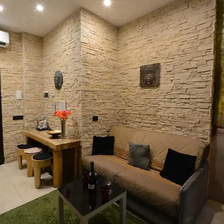 Apartment Meraviglioso Deluxe, Design Zen 2 2 Bagni Privati - Potente Wi-fi Ottimo Il Collegamento Con Aeroporto Di Malpensa E Rho Fiera, Vicino A 3 Linee Metropolitane *