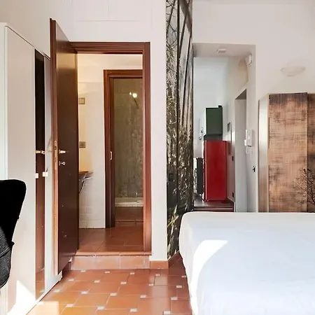 Apartment Alessandro 10 Mins Duomo *