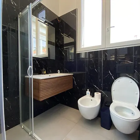 Modern 3 Bedrooms *