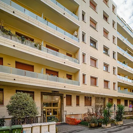 Classbnb - Spacious 20 Minutes From The Center Apartament Mediolan