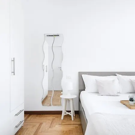 Easylife - Beautiful In Porta Romana Apartment *