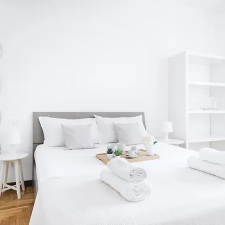 Apartment Easylife - Beautiful In Porta Romana