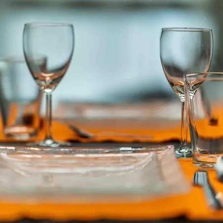 Apartment Loft Elegante In Centro In Zona Signorile - Davanti Metro