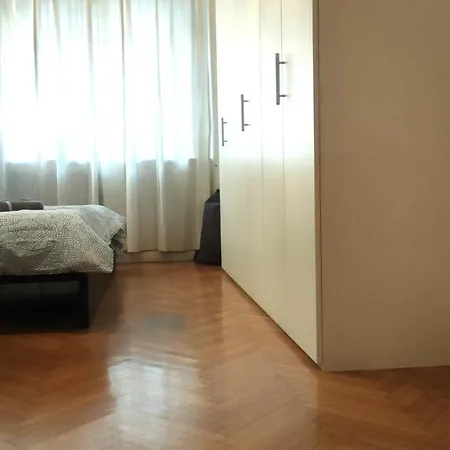 Flats In Duomo Via Sant Antonio Milan
