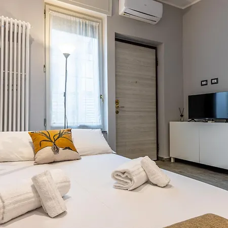 Santa Giulia - 15min Duomo-linate Apartamento
