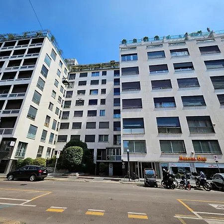 Porta Nuova Fatebenefratelli Milán