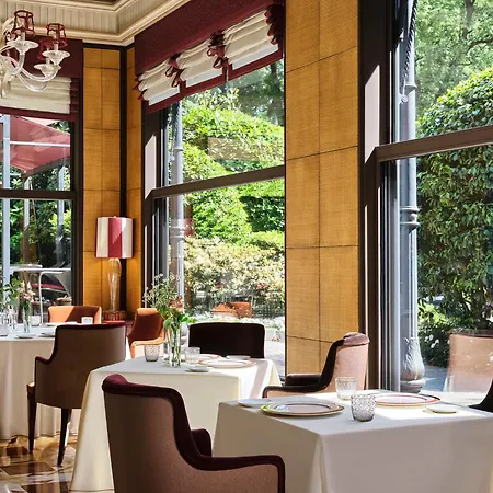 Hotel Principe Di Savoia - Dorchester Collection Milão