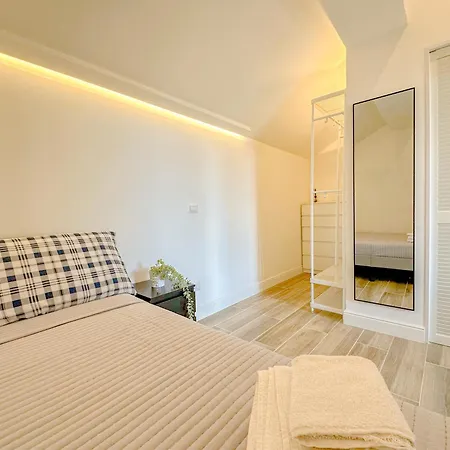 Felicita - 5 Minuti Da Metro Apartment