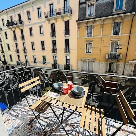 Appartement Sempione Comfort Con Balcone A