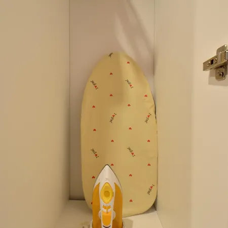 Bellissimo Mini Deluxe Di Design E A Tema Inghiterra - Potente Wi-fi Ottimo Il Collegamento Con Aeroporto Di Malpensa E Rho Fiera, Vicino A 3 Linee Metropolitane * Milan