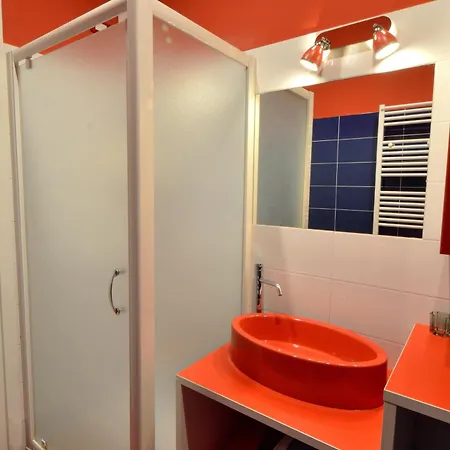 Apartment Bellissimo Mini Deluxe Di Design E A Tema Inghiterra - Potente Wi-fi Ottimo Il Collegamento Con Aeroporto Di Malpensa E Rho Fiera, Vicino A 3 Linee Metropolitane Milan