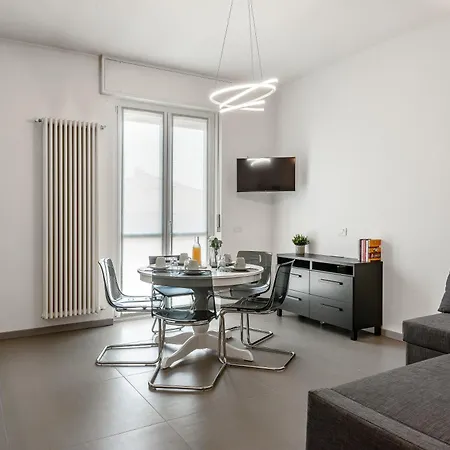 Stayeasy Piane56 Panoramic Next To M5 Metro Daire Milano