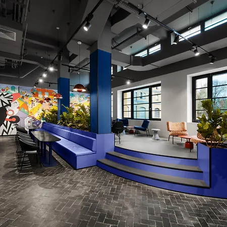 Cx Bicocca Хостел *