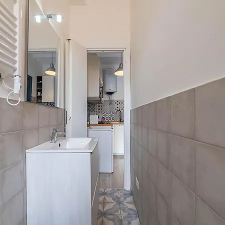 Completo A Isola - Cinque Minuti Da Porta Garibaldi Apartament