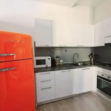 Porta Romana Experience - Authentic Milanese Flat Apartment Milan