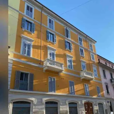 Apartment Porta Romana Experience - Authentic Milanese Flat
