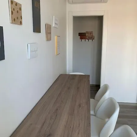 Trilocale Con Vista E Due Bagni Vicino Citylife