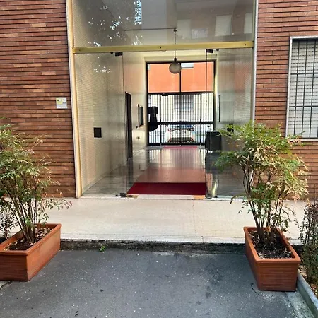 דירה Moderno Ed Elegante Loft Con Balcone מילאנו