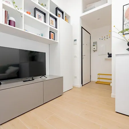 Comfy & Chic Near Universita Iulm & Famagosta-ideal For Work * Milánó