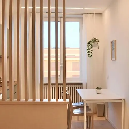 Mini Attic In Center Corso Buenosaires 아파트