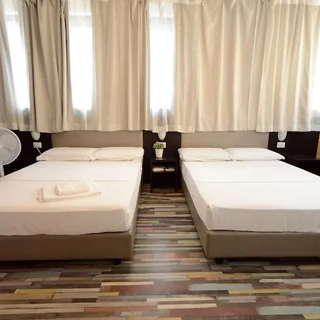 Argento, Bright Flat In The Center, 7 Guests, Parking & Wifi, Near To 3 Tram Lines And The Metro - Well Connected To Airports And To The Train Station * Mailand