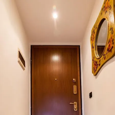2 Min Da Porta Genova - Elegante Bilocale Apartmán Milán