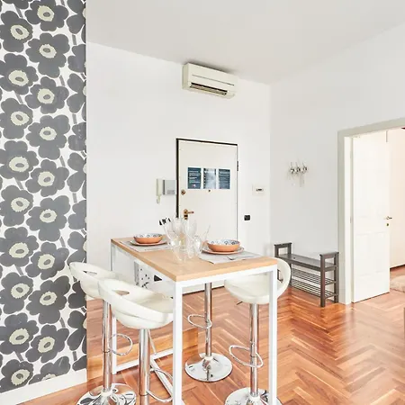 Easylife - Raffinato In Duomo Apartment *
