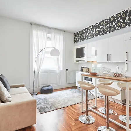 Easylife - Raffinato In Duomo Apartment Milan