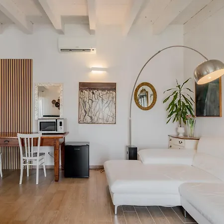 Apartment Porto Di Mare Bilo & Mono Milan