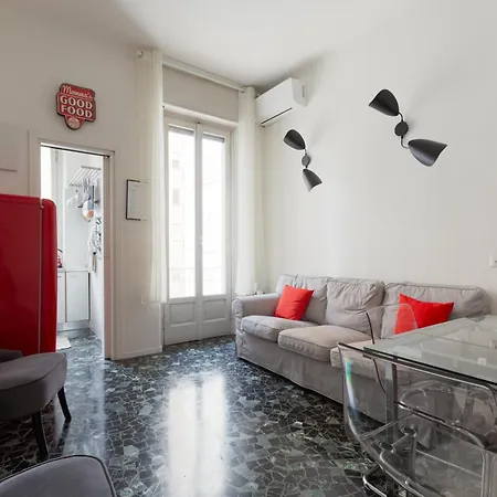 Guesthost - Porta Ticinese - Modern Apartment *