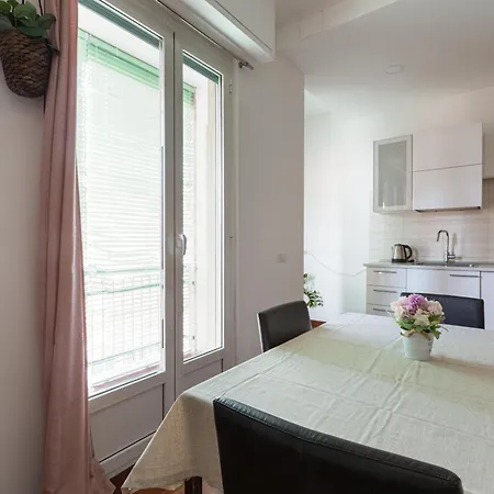 Lorenteggio Gelsomini Cozy * Milan