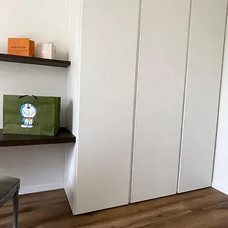 Lula - Zara M3-m5 Apartman Milánó
