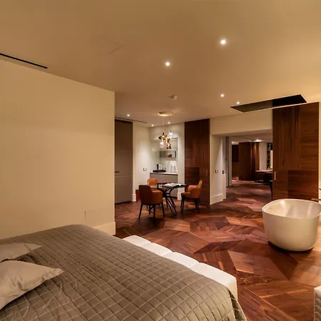 Af Duomo - Luxury Hotell