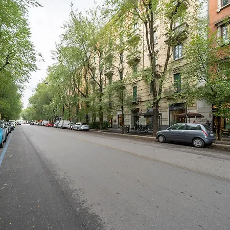 Easylife - - Crema 15 - Porta Romana Мини-отель Милан