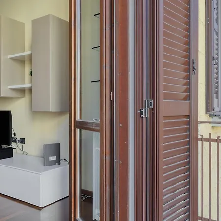 Joivy Inviting 1br Flat Near Citylife District Apartman