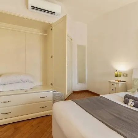 Unique & Strategic Flat, 50m From M4 Station Mailand