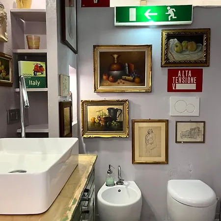Charming And Design Attic Loft In Coolest Area Navigli Ticinese דירה