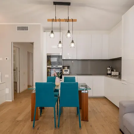 Super Suite Alma With Private Garage Autentica Apartment Milan