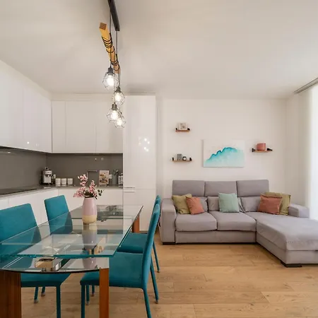 Super Suite Alma With Private Garage Autentica Apartment Milan