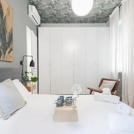 Easylife - - Achille Zezon 8 - * Mailand