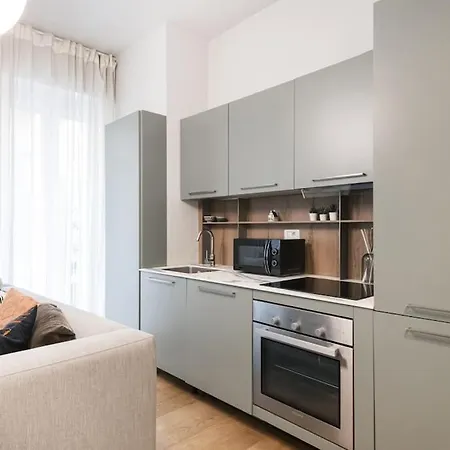 Apartment Easylife - - Achille Zezon 8 -