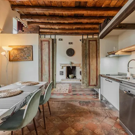 Easytopstay - Porta Garibaldi Antique Charm Apartment Milan