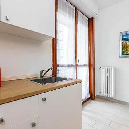 Garden View - Near San Siro And Ippodromo Apartment Milan