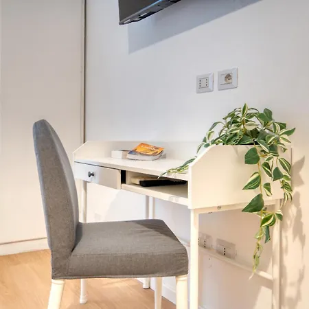 Italianflat - Elegant With Balcony In Navigli