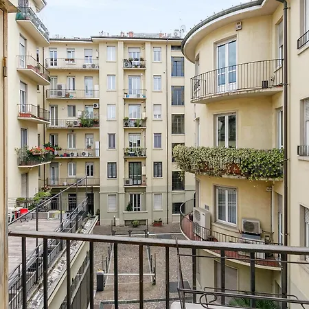 Apartmán Homycare Stylish With Jacuzzi & Balcony Steps From Duomo *