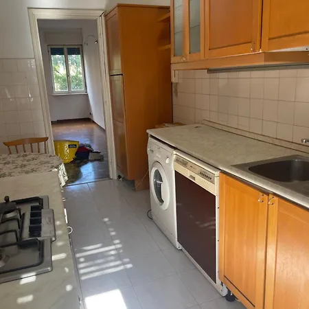 Diana Vicino Stazione E Centro Citta *