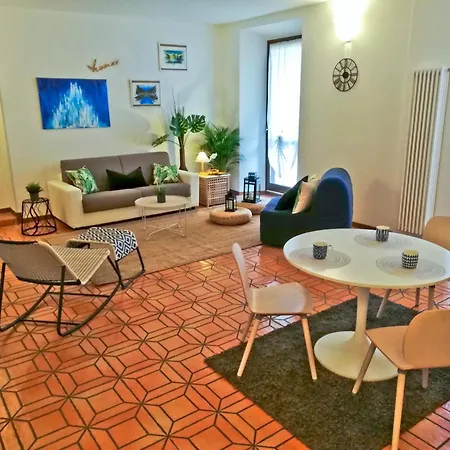 Naviglio Pavese Terrace - 15 Min Dal Duomo Apartment Mailand