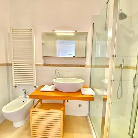 In Coorte Di Prestigio, Tra Centro, City Life E Metropolitana A Due Passi Apartment Mailand